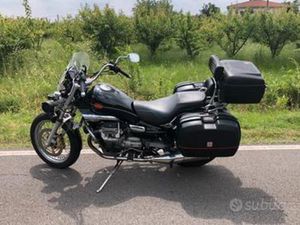 MOTO GUZZI NEVADA 750