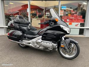 HONDA GL1800 GOLDWING