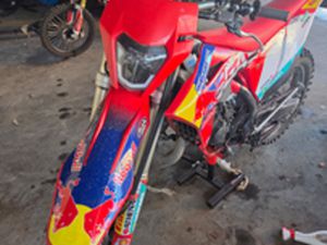 GAS GAS MC 125