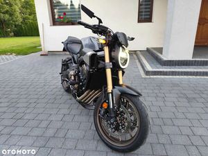 HONDA CB