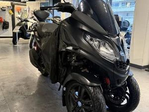 PIAGGIO MP3 300 HPE ABS ASR 2019