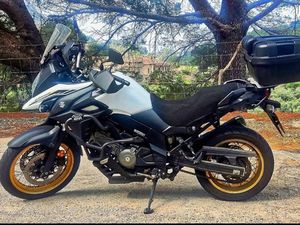SUZUKI V-STROM 650 XT