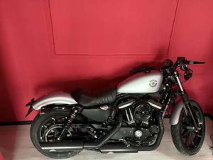 HARLEY-DAVIDSON IRON 883