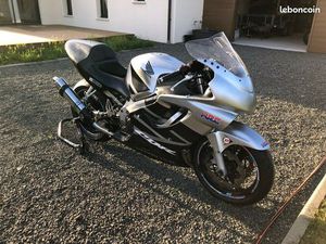 HONDA CBR 600 PISTE