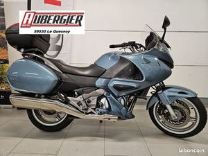 HONDA 700 DEAUVILLE 06 - GARANTIE 1 AN