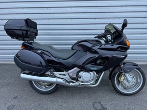 HONDA POWERSPORTS NT 650 V DEAUVILLE • 1999