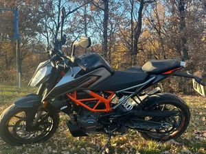 MOTO KTM DUKE 125