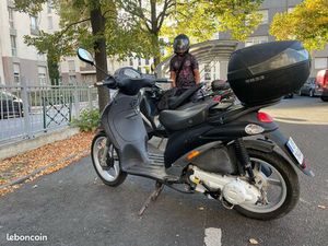 MOTO DEUX ROUE