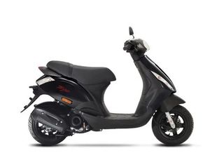 PIAGGIO ZIP 50 MOPED KLASS 2 KÖRKORTSFRI • 2024