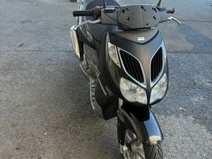 SCOOTER 125 SPORTCITY APRILIA