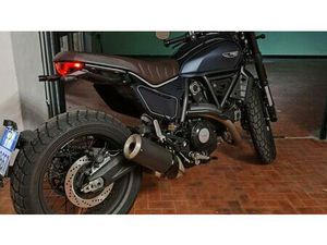 VENDO DUCATI SCRAMBLER 800 NIGHTSHIFT (2023 - 25) USATA A GENOVA (CODICE 9888626) - MOTO.IT