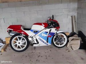 HONDA 400 VFR