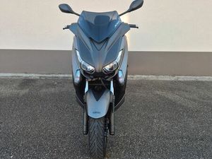 SCOOTER XMAX 400