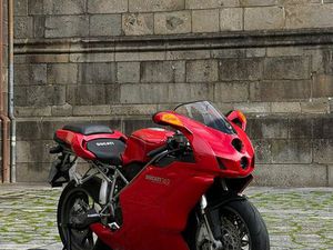 DUCATI 749