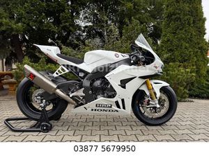 HONDA CBR1000RR-R SP SC82 HRP RACE BIKE