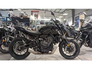 YAMAHA MT 07 35KW A2 (TIEFERGELEGT UVM.!