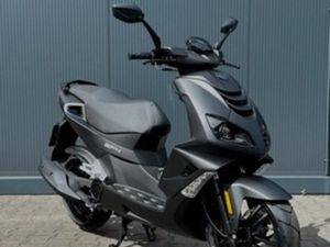 PEUGEOT SPEEDFIGHT 4 STANDARD BENZYNA 3KM