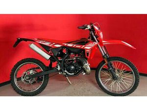 VENDO BETAMOTOR RR 50 ENDURO (2021 - 25) USATA A VILLADOSSOLA (CODICE 9888708) - MOTO.IT