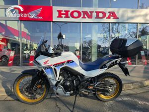 HONDA XL750 TRANSALP 2025 PŘEDVÁDĚCÍ MOTOCYKL