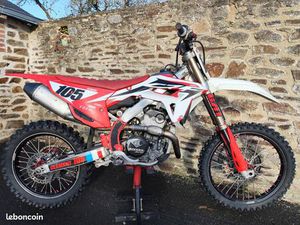 250 CRF HONDA