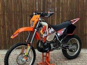 KTM 300 EXC 2002 ENDURO HOMOLOGUÉE CROSS EXC300 300EXC MOTO 300 CC 2 TEMPS
