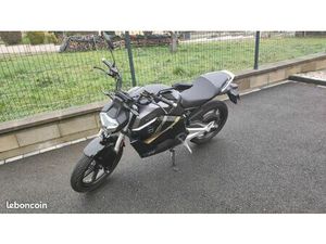 MOTO ÉLECTRIQUE SUPER SOCO TS STREET HUNTER - 2023 - 3.400 KM