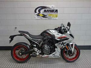 SUZUKI GSX-8R — MOTOREN | SUZUKI — MARKTPLAATS