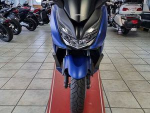 HONDA FORZA 350I NSS 350 INKL. TOPCASE