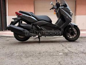 YAMAHA - XMAX 400