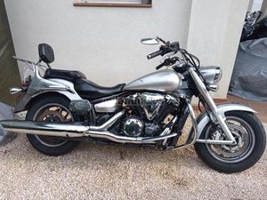 YAMAHA - XVS 1300 A MIDNIGHT STAR