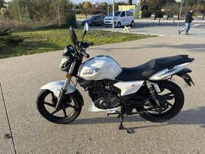 KEEWAY RKS 125 CC - 08/2016 PARANHOS