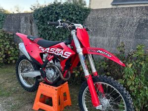 250 MC-F 2023