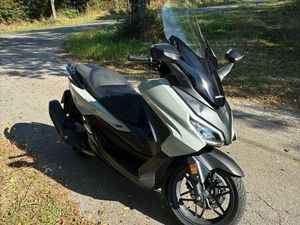 ÉCOUTER HONDA FORZA 125