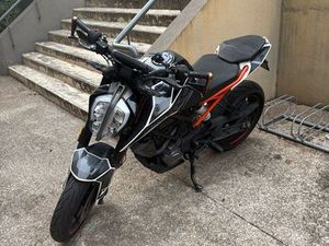 KTM DUKE 125