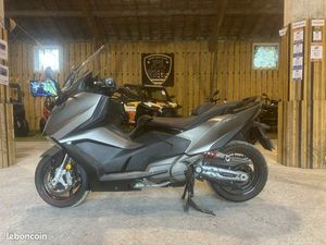 KYMCO AK550 PREMIUM