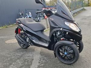 PIAGGIO MP3 300 HPE ABS ASR 2022 300 CM3 | SCOOTER | 1 054 KM | NOIR | 22950 TREGUEUX