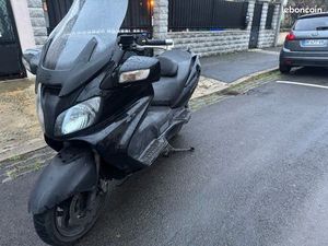 SUZUKI BURGMAN 650 EXÉCUTIVE ABS