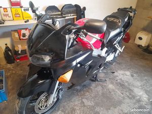 HONDA VFR FI 800