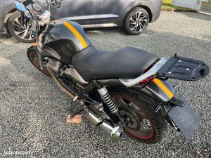MOTO À VENDRE