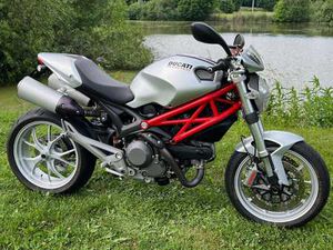 DUCATI MONSTER 1100