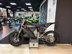 STARK VARG M'ROAD MOTOS