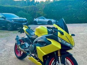 APRILIA RS660 A2 - LIGNE COMPLÈTE SC PROJECT SC1-R - RÉTRO RIZOMA - DOUBLE DISQUE VENTILÉ BREMBO - HOUSSE DE SELLE MAMBA VELVET - CAPOT DE SELLE PASSAGER - BULL 35KW 35 KW A2