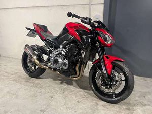 MET AKRAPOVIC, TAILTIDY EN VALBESCHERMING