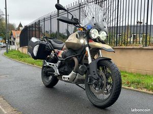 MOTO GUZZI V85TT TRAVEL V85 TT