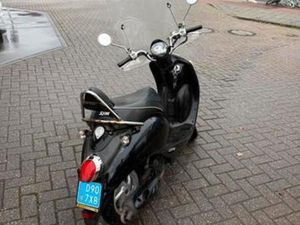 SYM MIO 50 (SNOR SCOOTER) — SCOOTERS | SYM — MARKTPLAATS