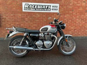 USED TRIUMPH BONNEVILLE T120 FOR SALE IN FLEETWOOD