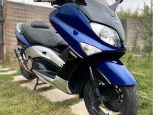 T MAX 500 SUPER ETAT RÉVISION OK