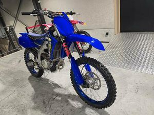 ② YAMAHA YZ250F 2021