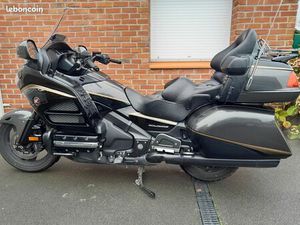 GOLDWING 1800