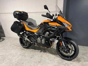 ② KAWASAKI VERSYS 1000 GT (BTW MOTO)